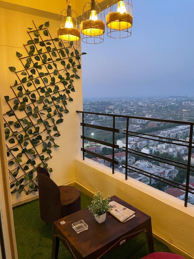 Serene Stay India เกรทเตอร์นอยดา ภายนอก รูปภาพ