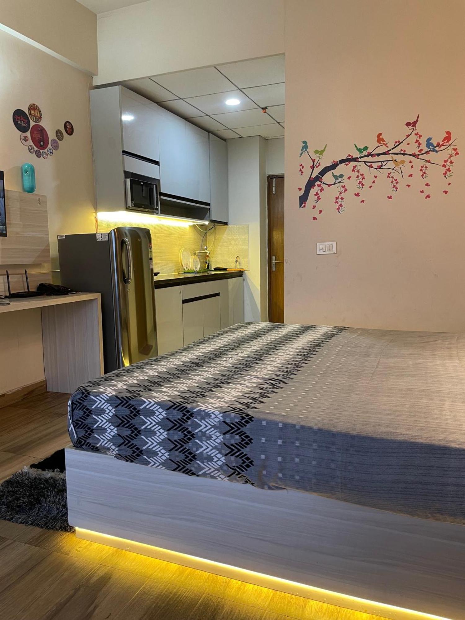 Serene Stay India เกรทเตอร์นอยดา ภายนอก รูปภาพ